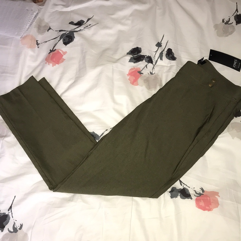 Slim fitting pants